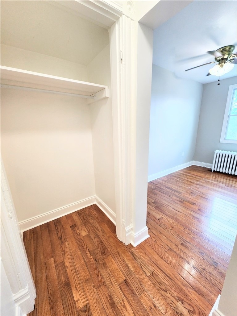 930 Portland St - Photo 9