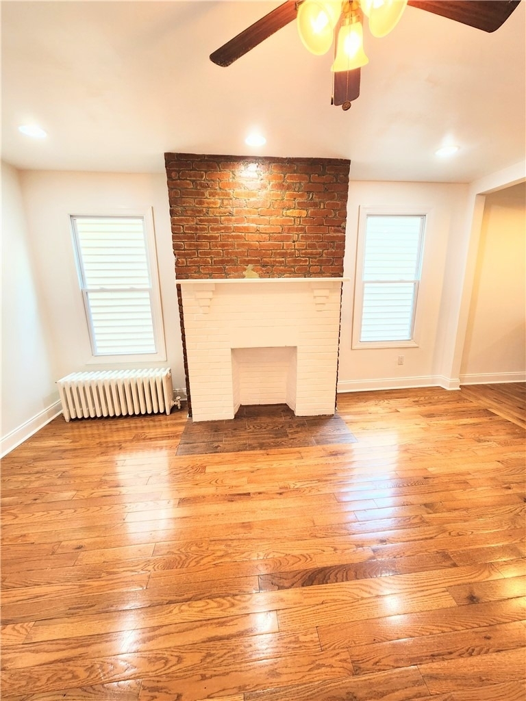 930 Portland St - Photo 1