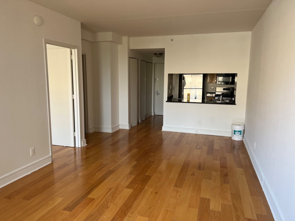 West 96th Street - Photo 3