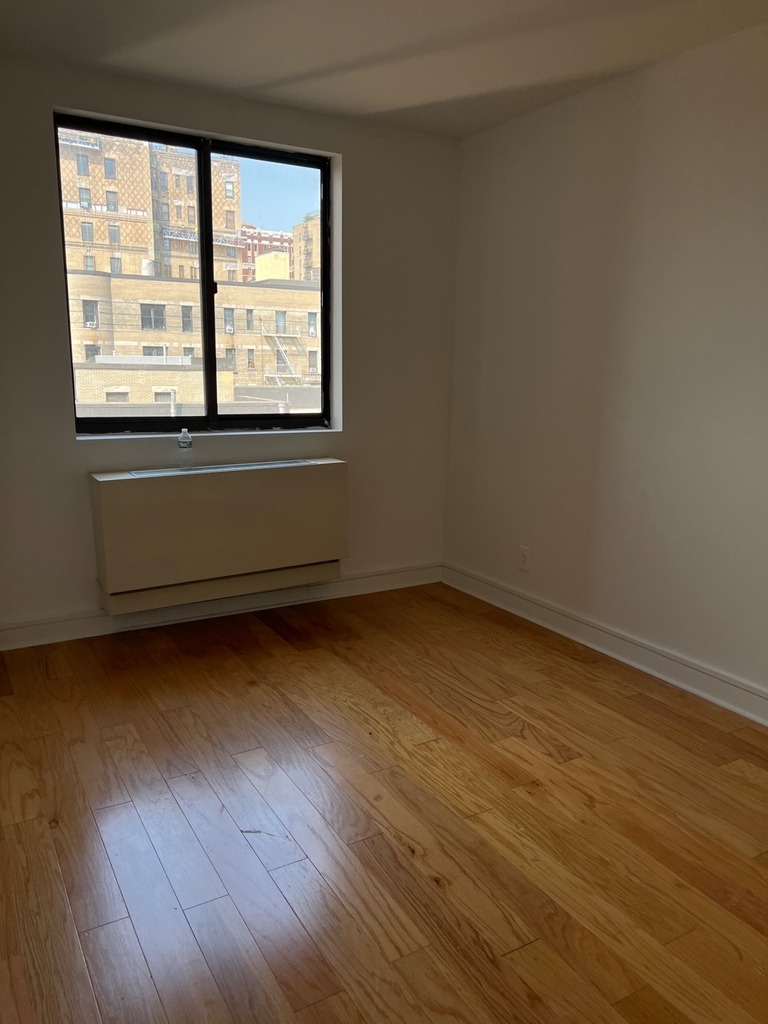 West 96th Street - Photo 9