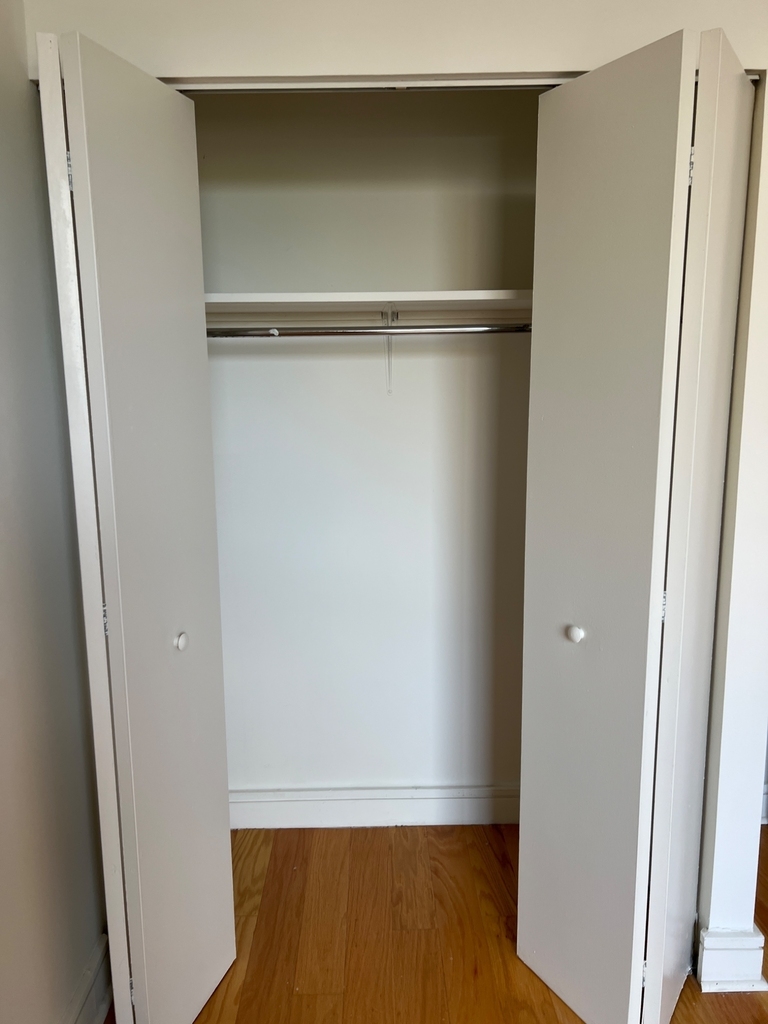 West 96th Street - Photo 11