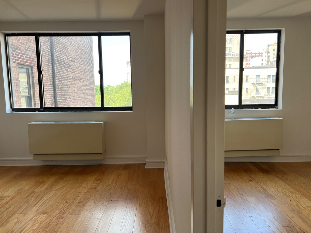 West 96th Street - Photo 6