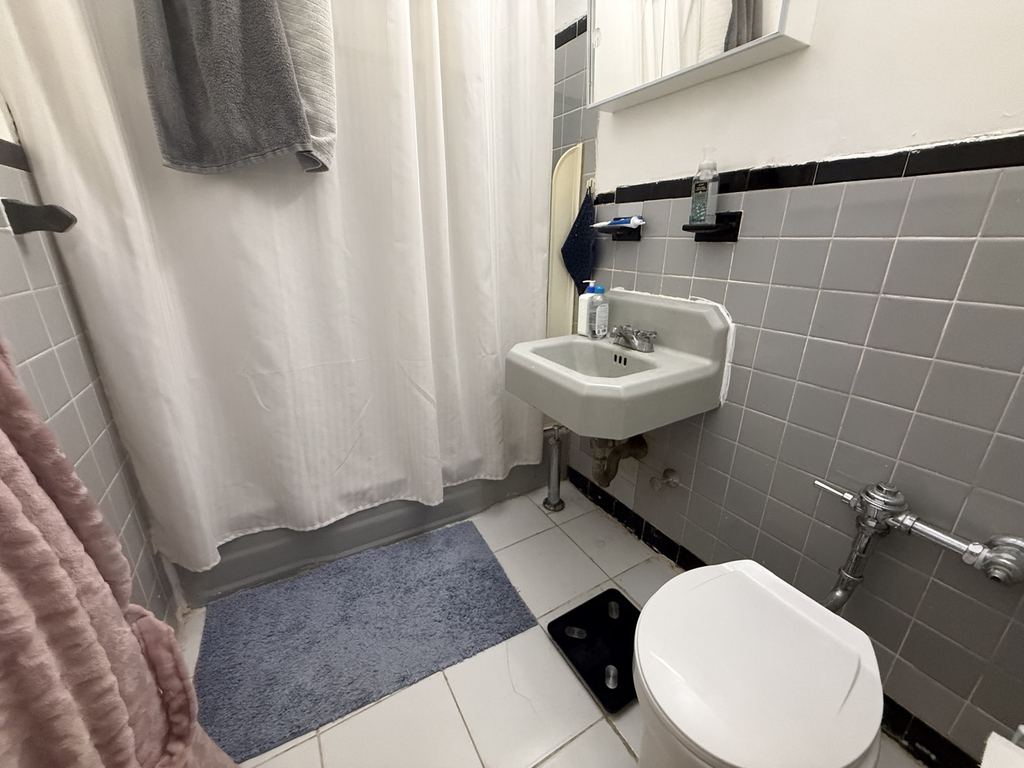 272 Clarkson Avenue - Photo 5
