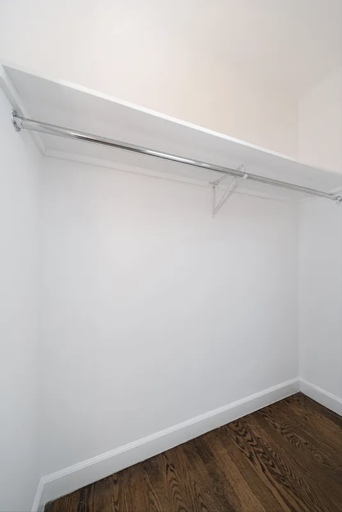 West 91st Street - Photo 3