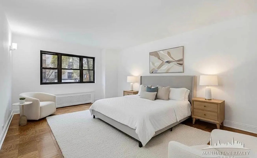 East 35th Street - Photo 1