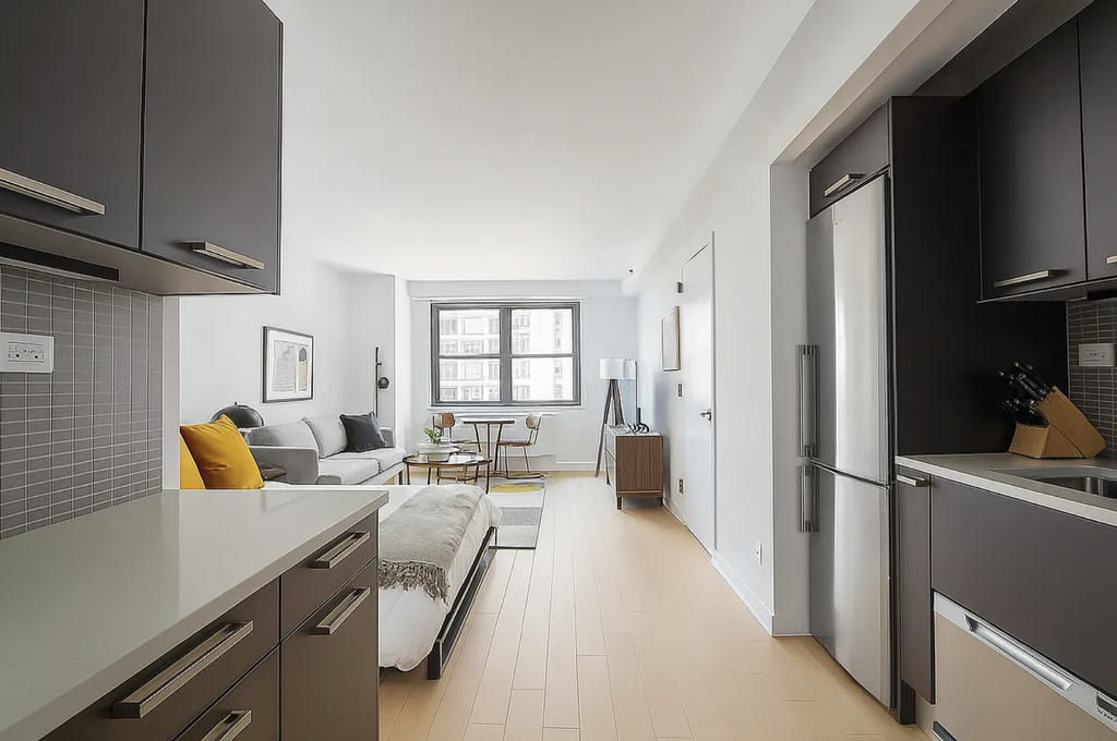 222 East 39th Street - Photo 2