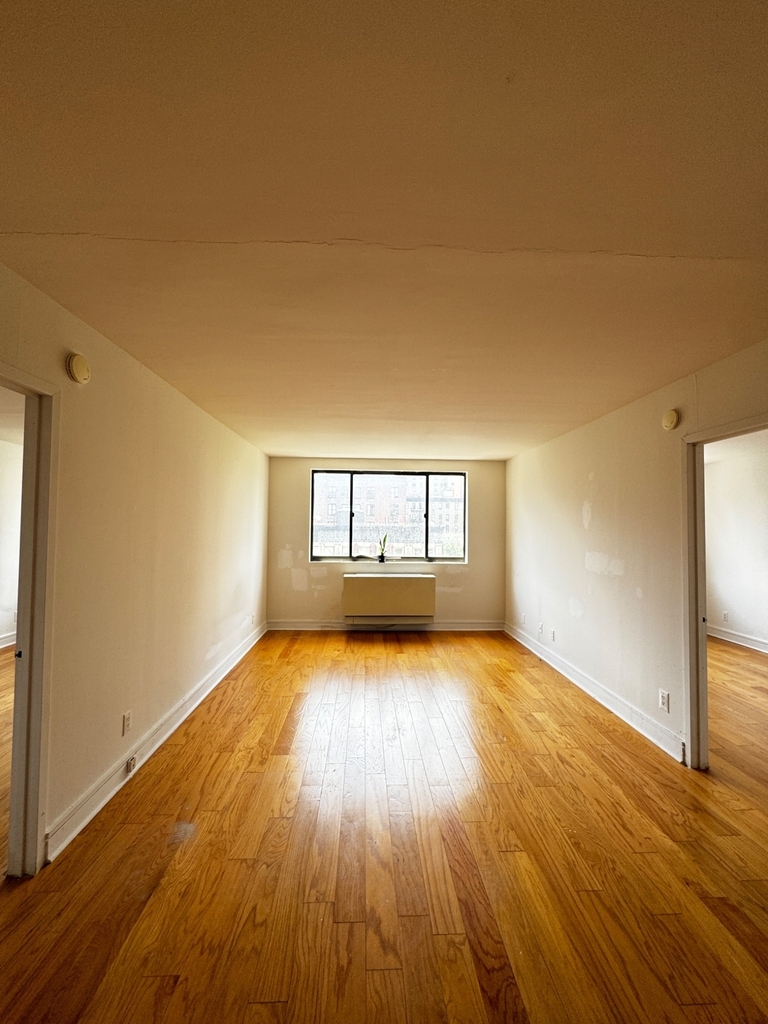 West 96th Street - Photo 0