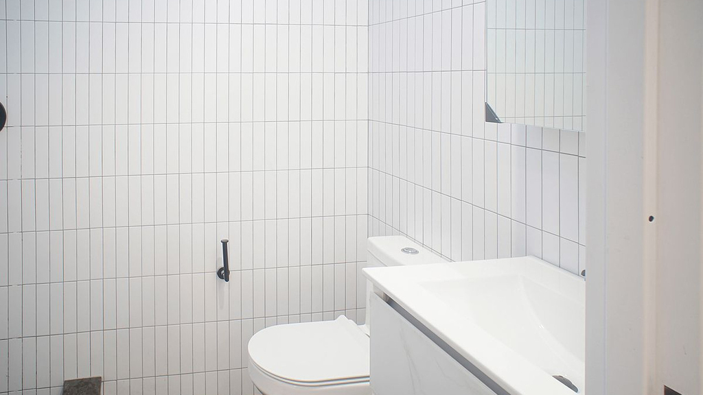 284 Suydam Street - Photo 1