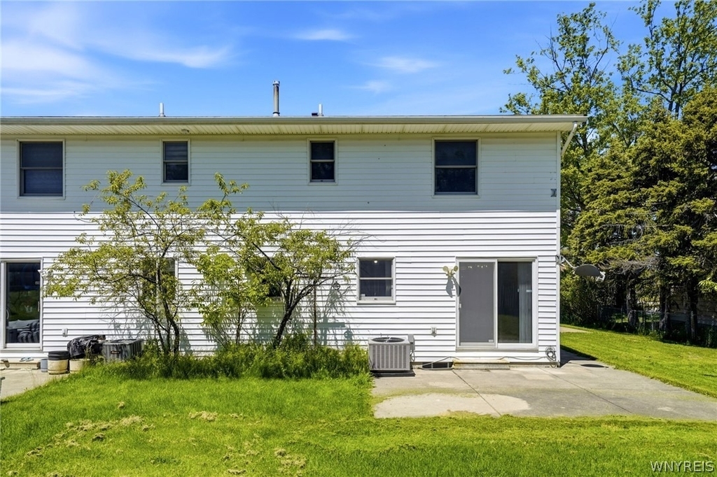 555 Lakeview Avenue - Photo 20