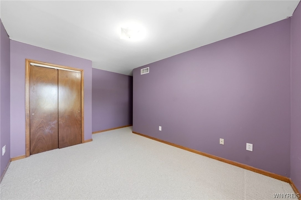 555 Lakeview Avenue - Photo 10