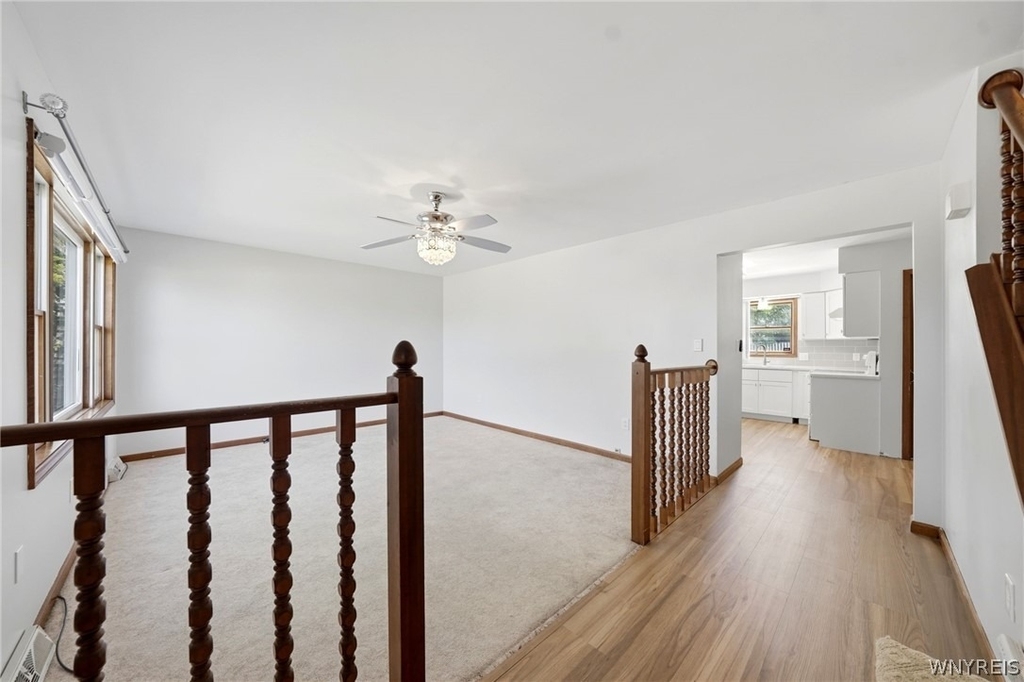 555 Lakeview Avenue - Photo 4