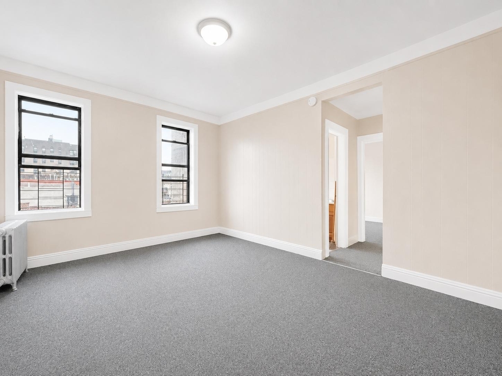 Bryant Avenue - Photo 4