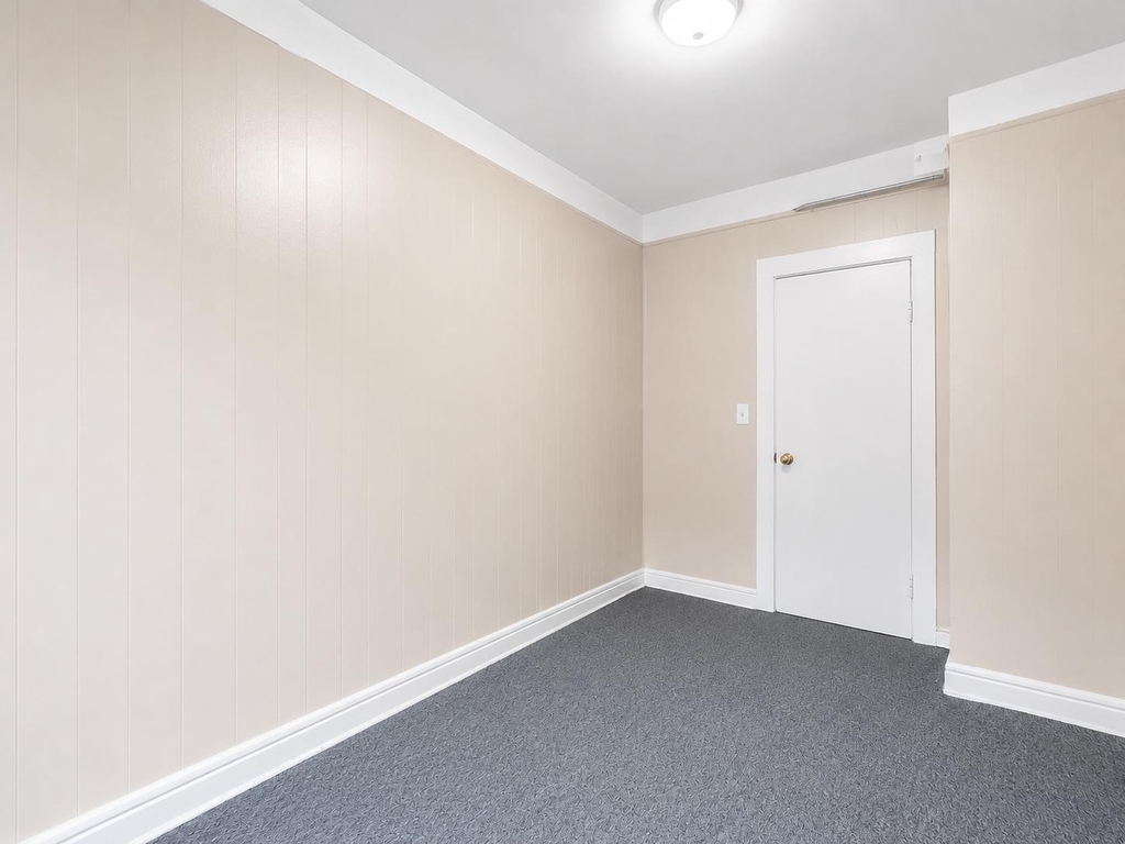 Bryant Avenue - Photo 2