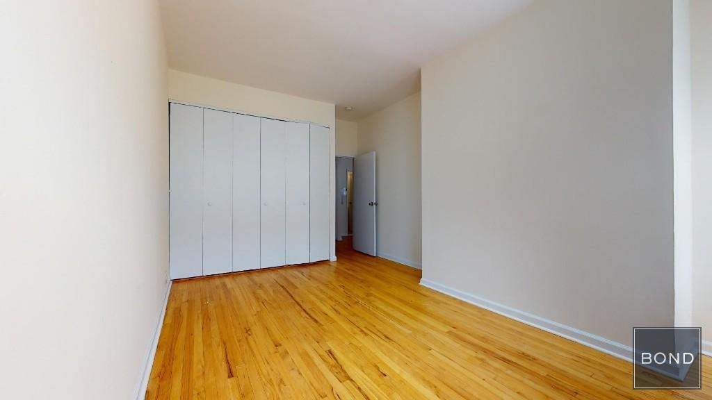 East 12th Street - Photo 2