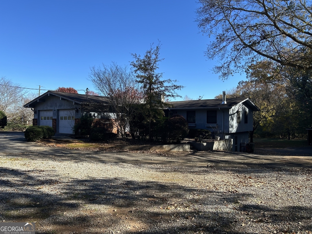 1595 Timothy Road - Photo 2