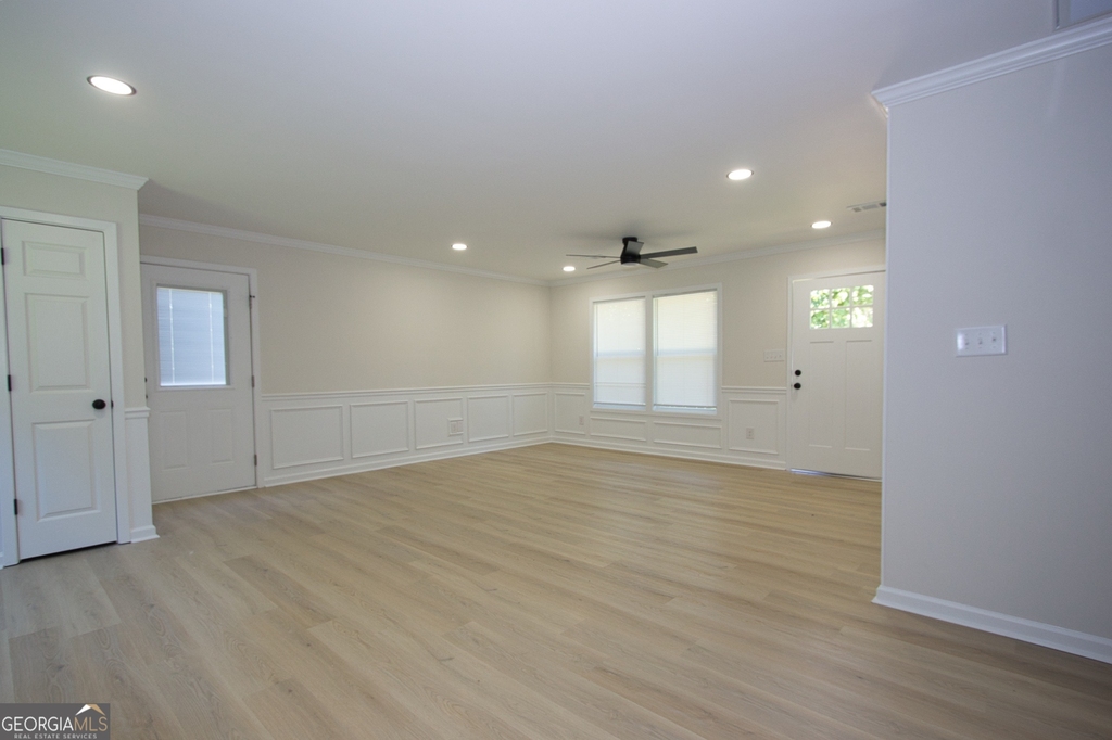 10154 Allen Drive - Photo 3