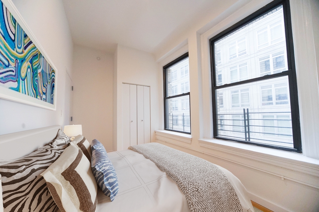 135 William Street - Photo 4