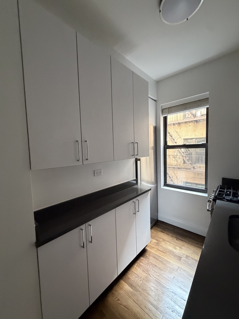 Grove street, West Village - Photo 10