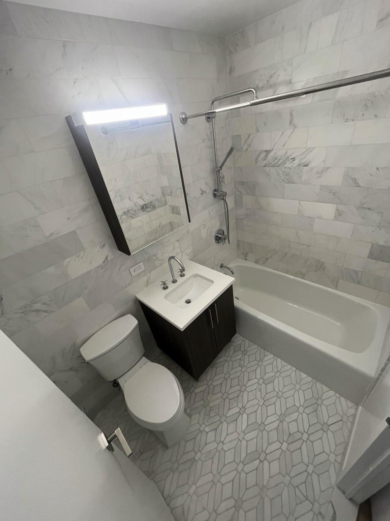 Center Boulevard - Photo 13
