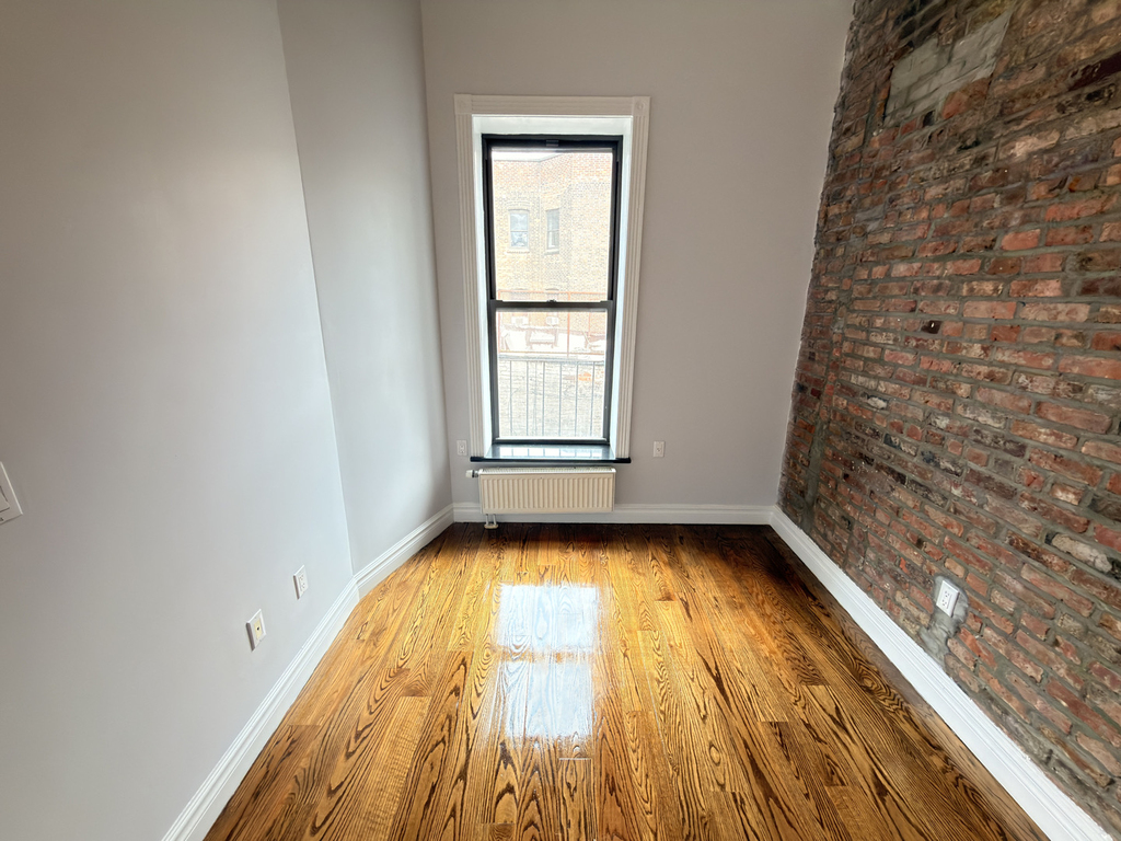 Copy of East 13th Street & 3rd ave - Photo 5