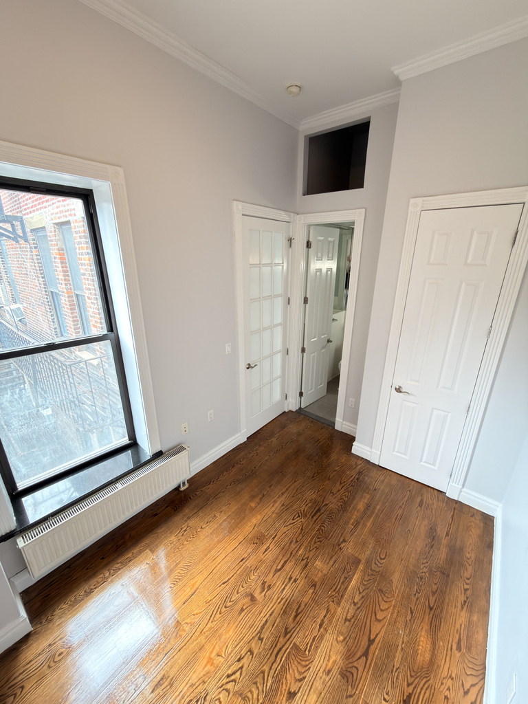Copy of East 13th Street & 3rd ave - Photo 18