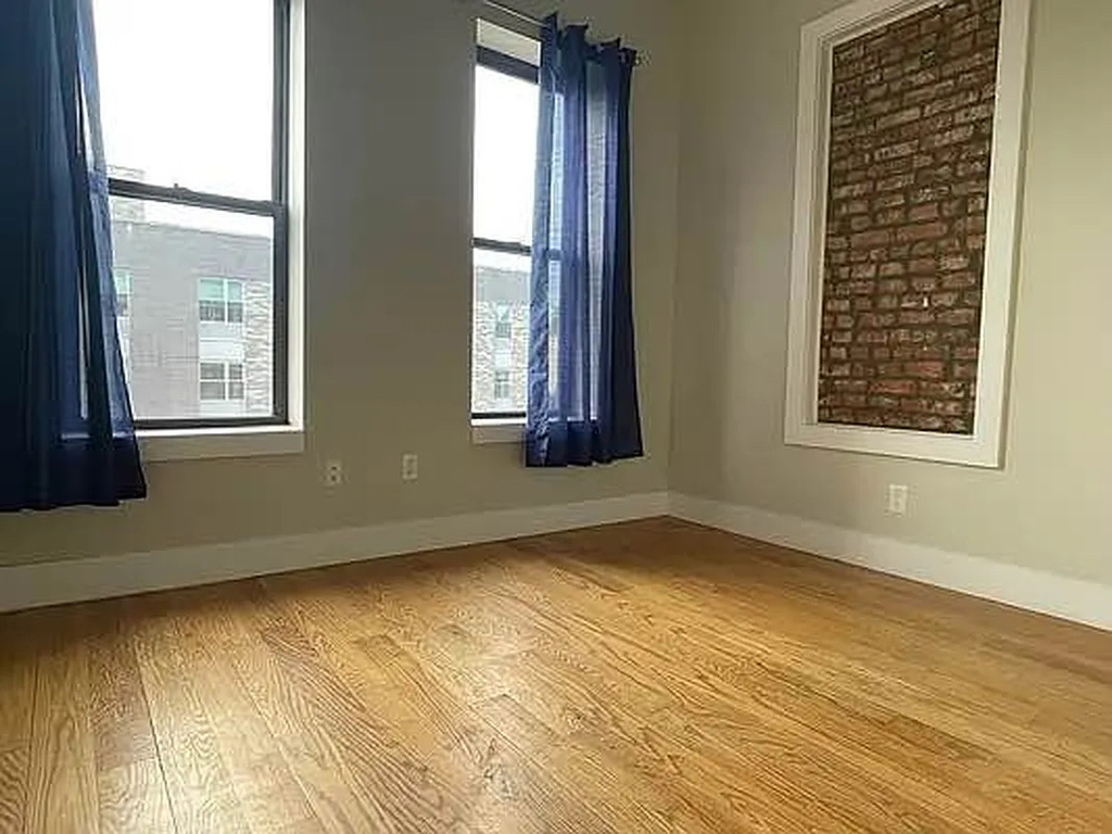 772 Jefferson Avenue - Photo 8