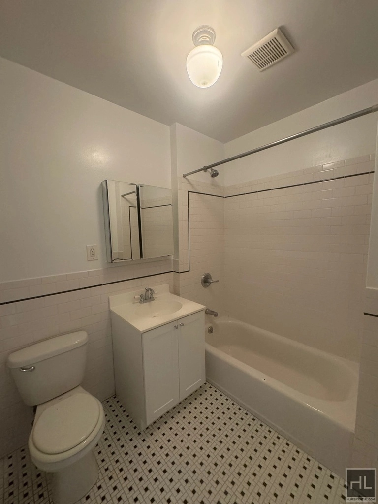 West 56 Street - Photo 2