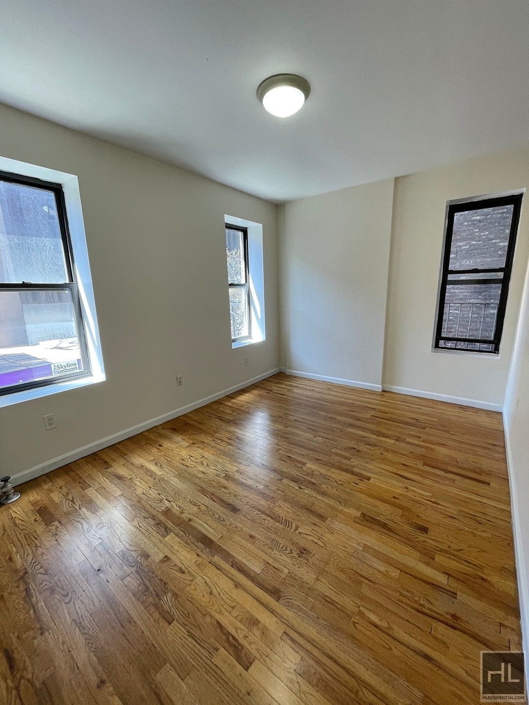 East 38th Street - Photo 0