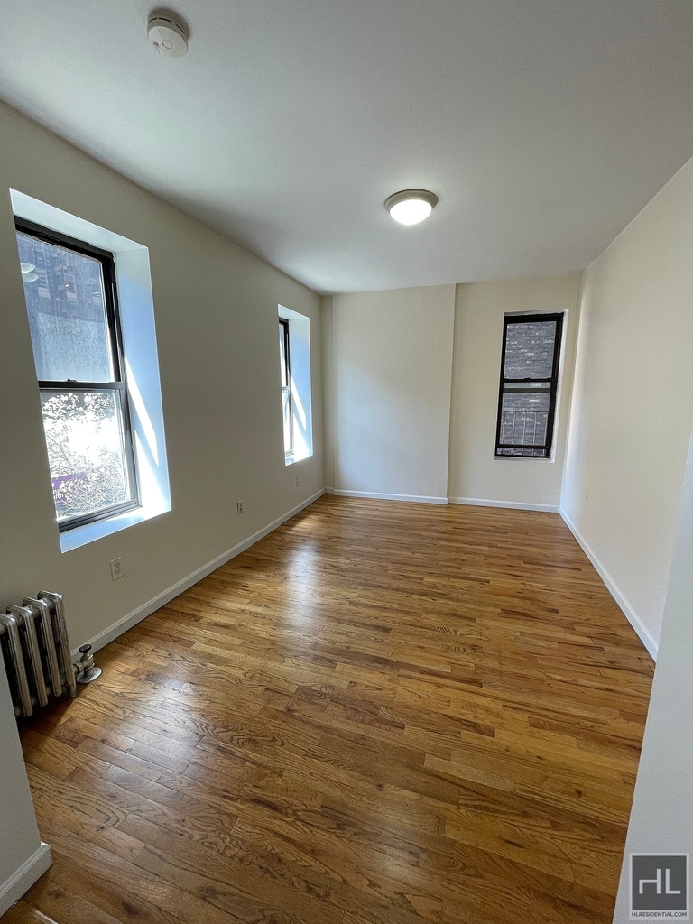 East 38th Street - Photo 2