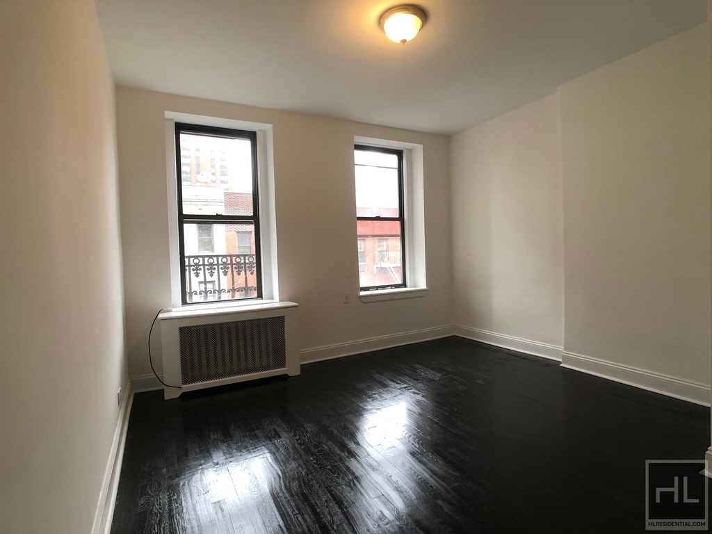 East 89th Street - Photo 1