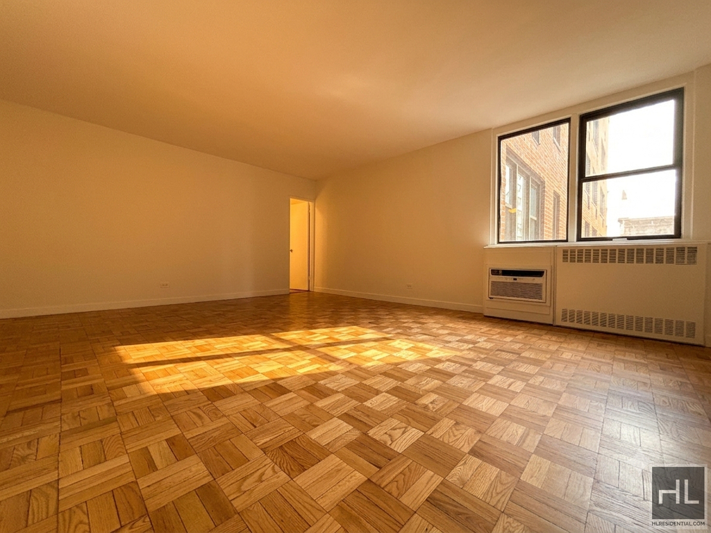 East 79th Street - Photo 1