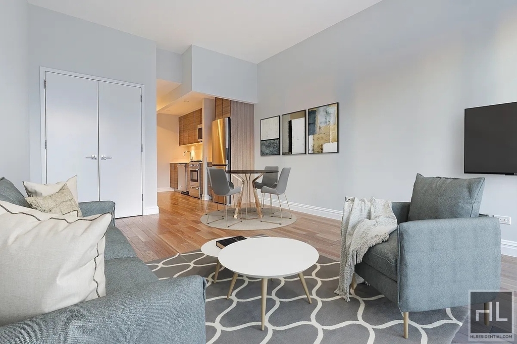 West 48th Street - Photo 1