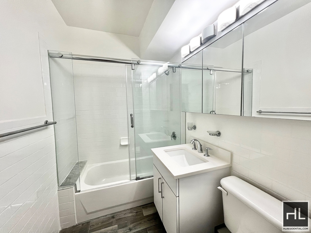 East 57 Street - Photo 5