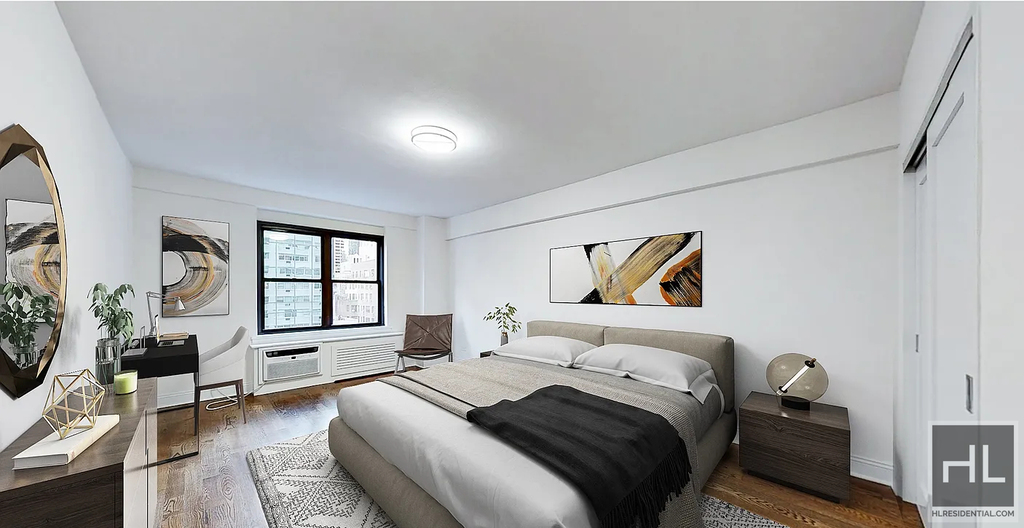 East 57 Street - Photo 1