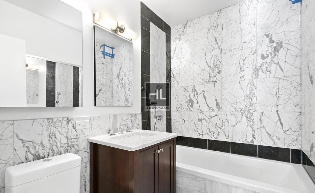 West 64th Street - Photo 6