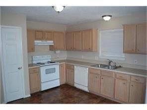 325 Angelina Drive - Photo 3