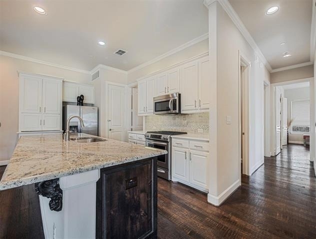 5001 Meridian Lane - Photo 6