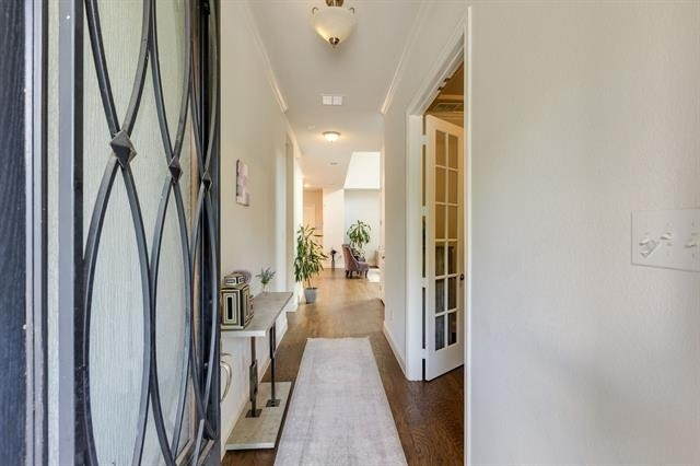 5605 Acoma Lane - Photo 2
