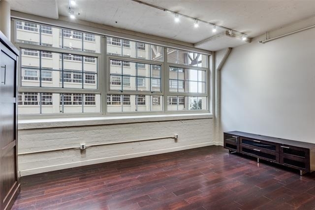 2600 W 7th Street - Photo 2