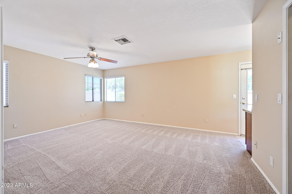 6830 E Paradise Lane - Photo 17