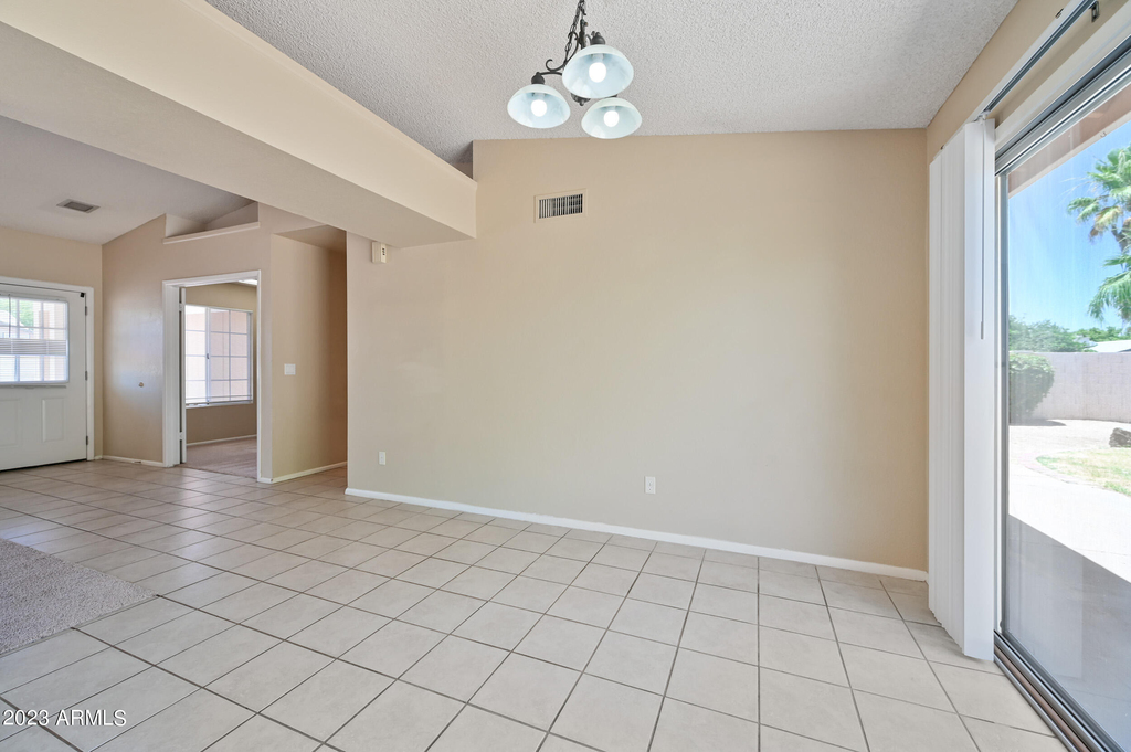 6830 E Paradise Lane - Photo 11