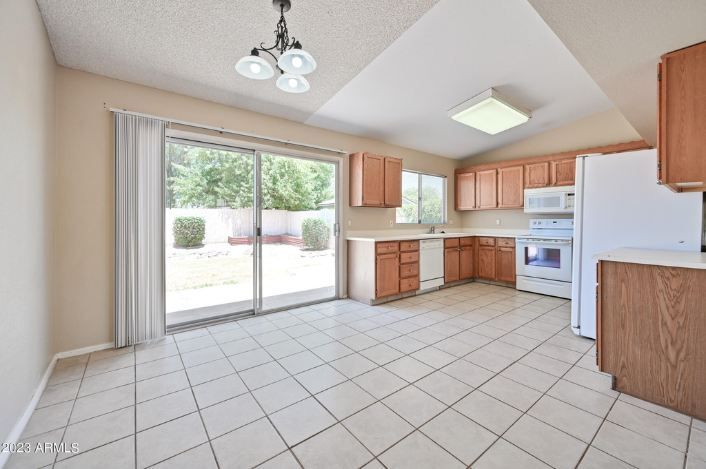 6830 E Paradise Lane - Photo 6