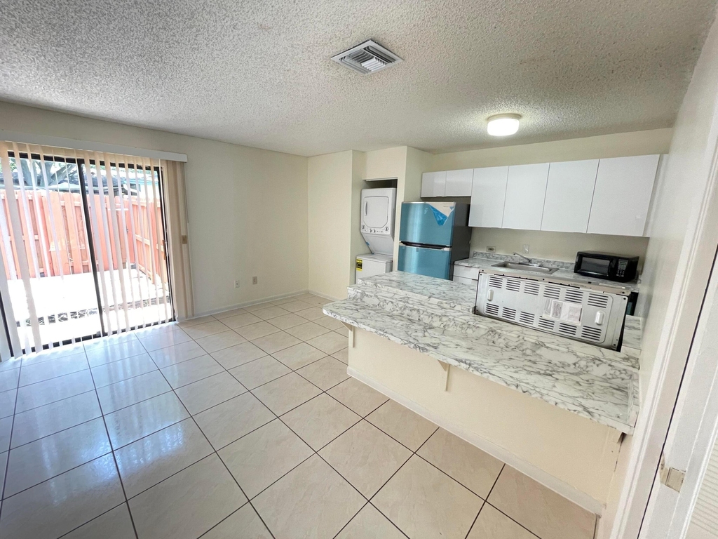 1852 My Place - Photo 0