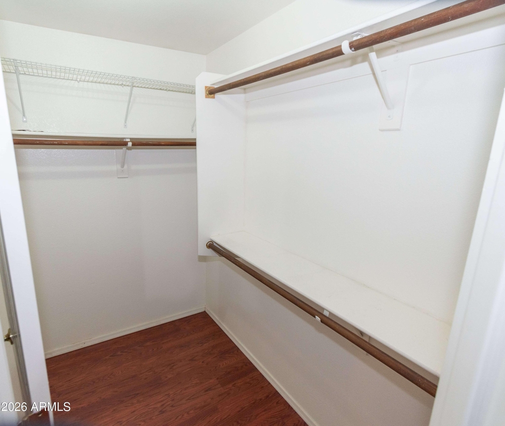 449 N Windsor -- - Photo 24