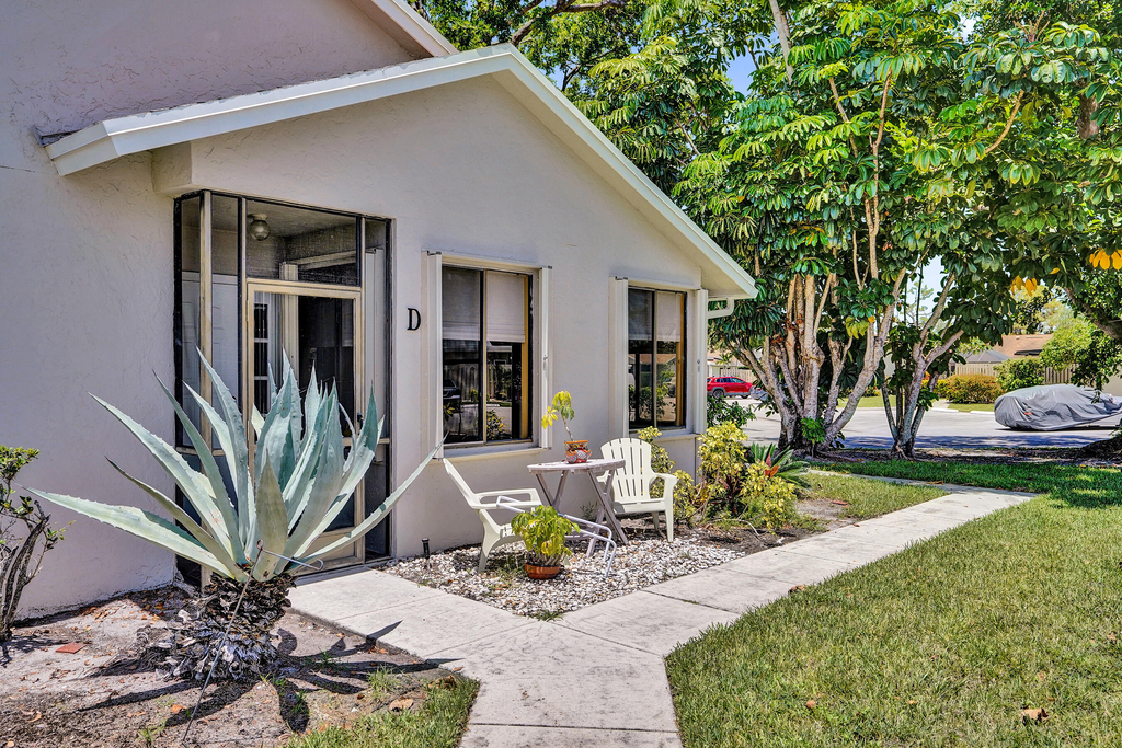 2915 Nw 12th Street - Photo 2