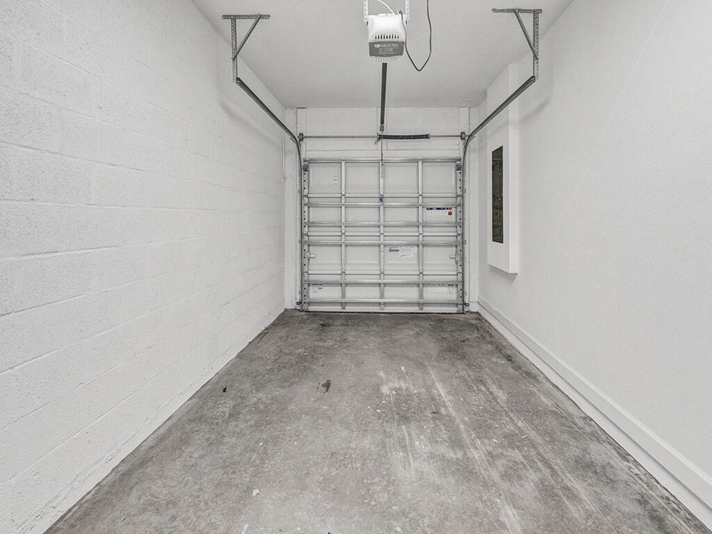 380 Se Crossoak Lane - Photo 20