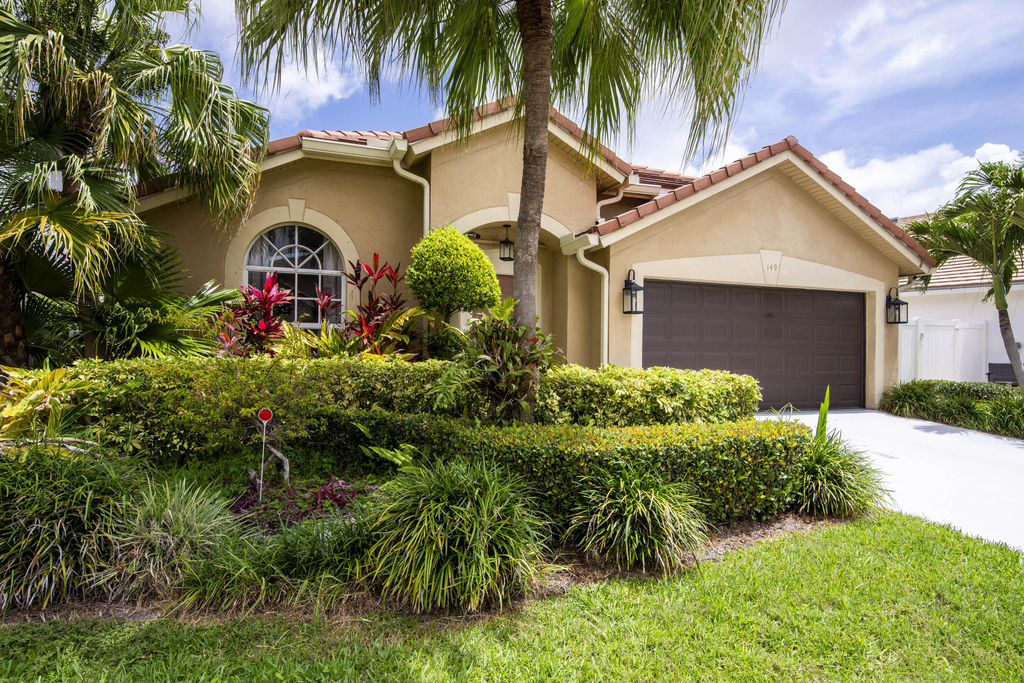 149 Cypress Cove - Photo 1