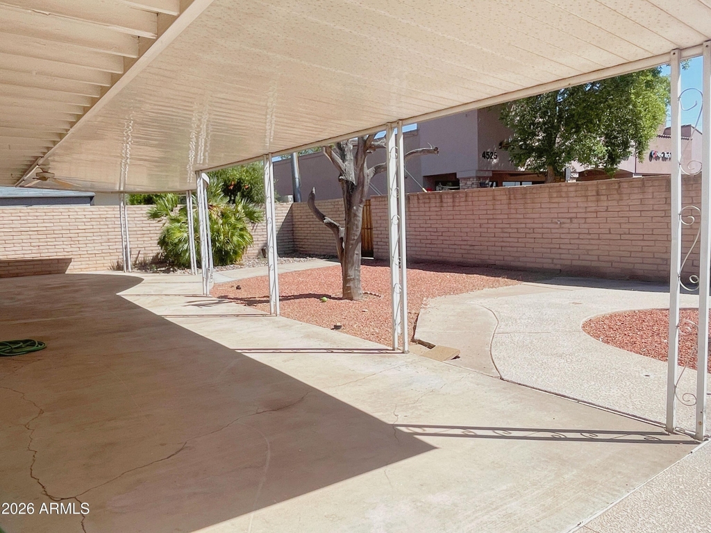 2401 E Meadowbrook Avenue - Photo 30