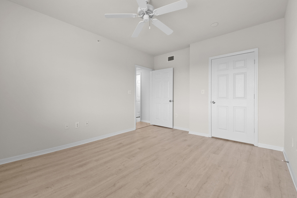 6556 Emerald Dunes Drive - Photo 11