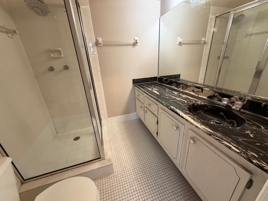 5750 Nw 64th Avenue - Photo 23